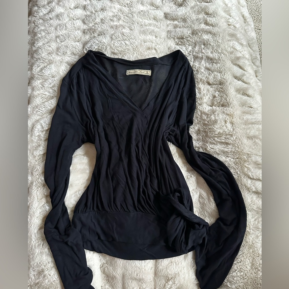 💓 Abercrombie and Fitch black blouse top long sleeve casual
